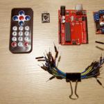 Überprüfung der vorgefertigten Frames zum Erstellen von Robotern auf Arduino
